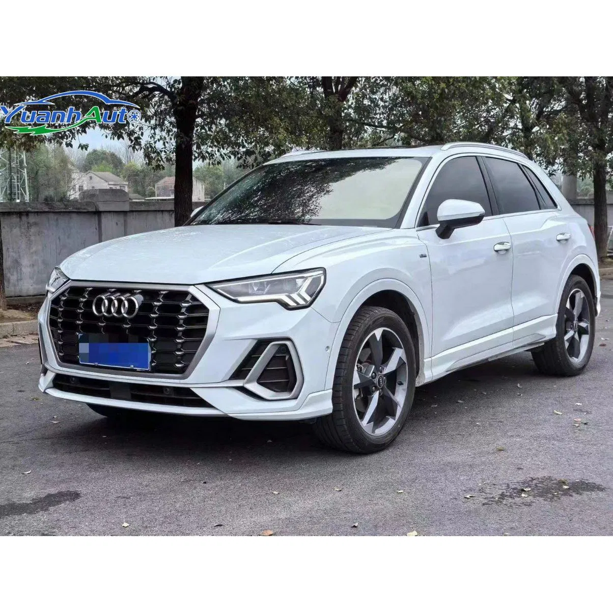 2021 Audi Q3 vehicle photo 3