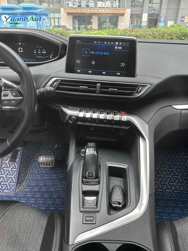 2018 Peugeot 4008 Petrol SUV — source image 17