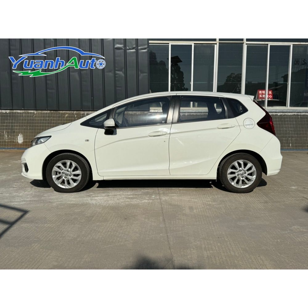 2018 Honda Jazz vehicle photo 1