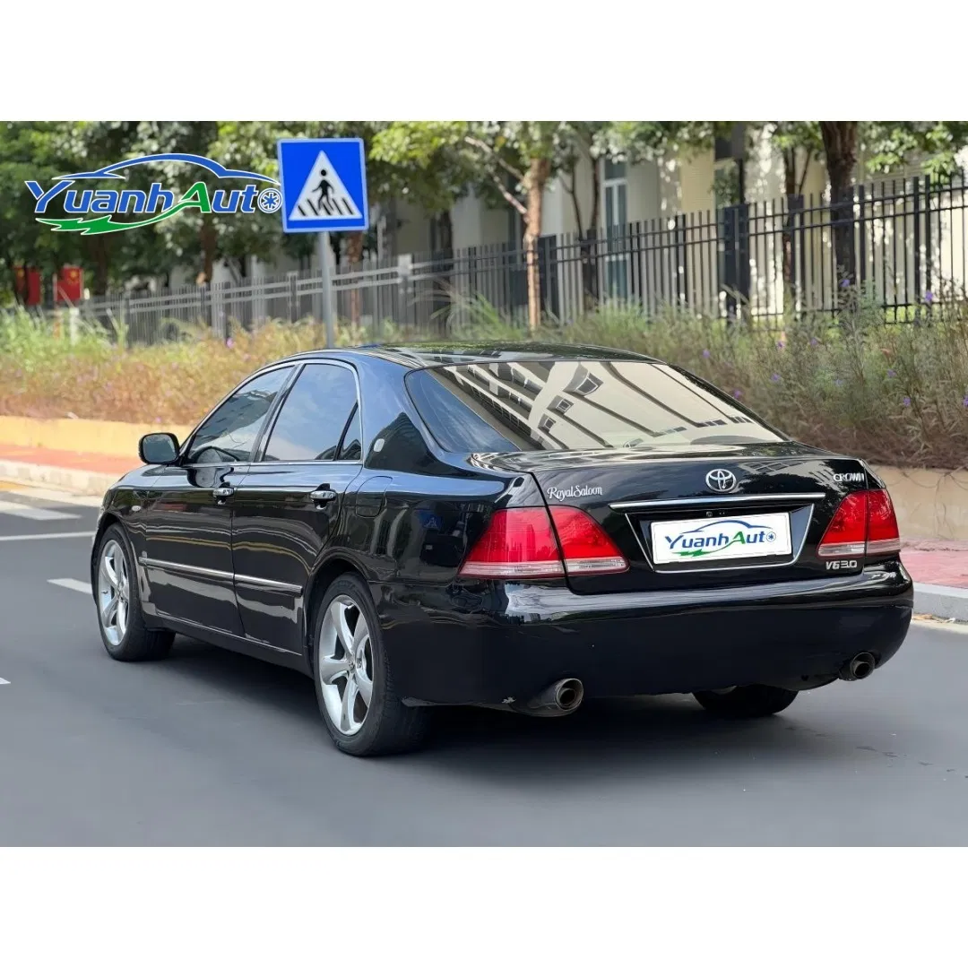 2005 Toyota Crown 3.0L Petrol — source image 16