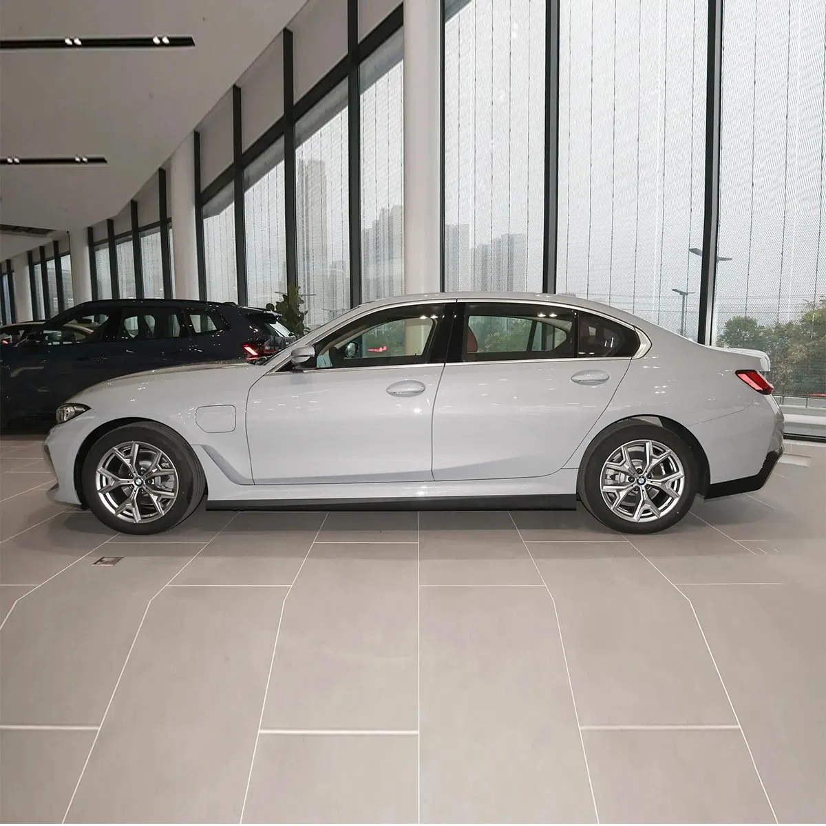 2026 BMW i3 eDrive vehicle photo 6