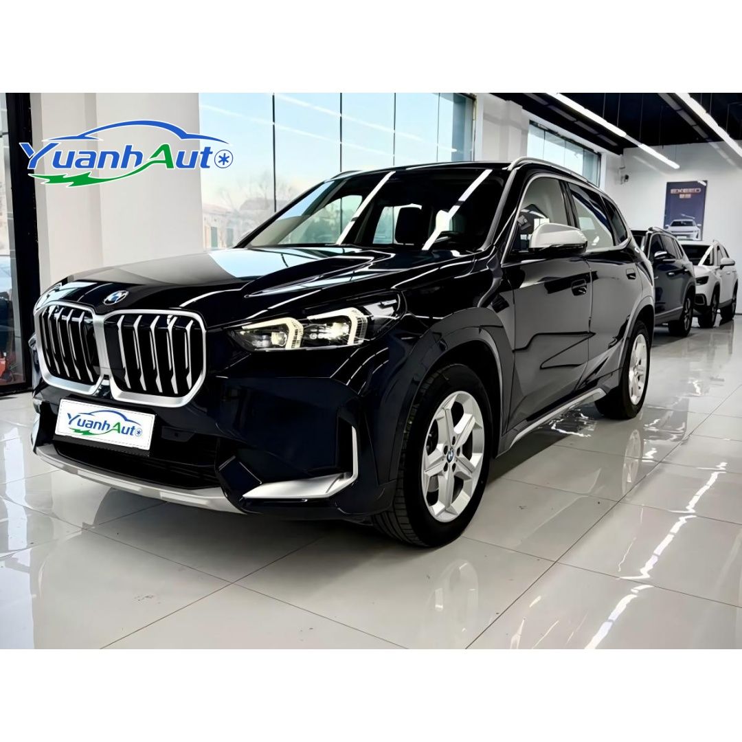 2023 BMW X1 vehicle photo 1