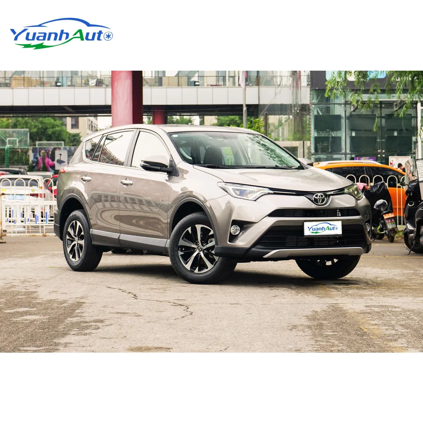 Toyota RAV4 Deluxe 2.0L Petrol SUV — source image 10
