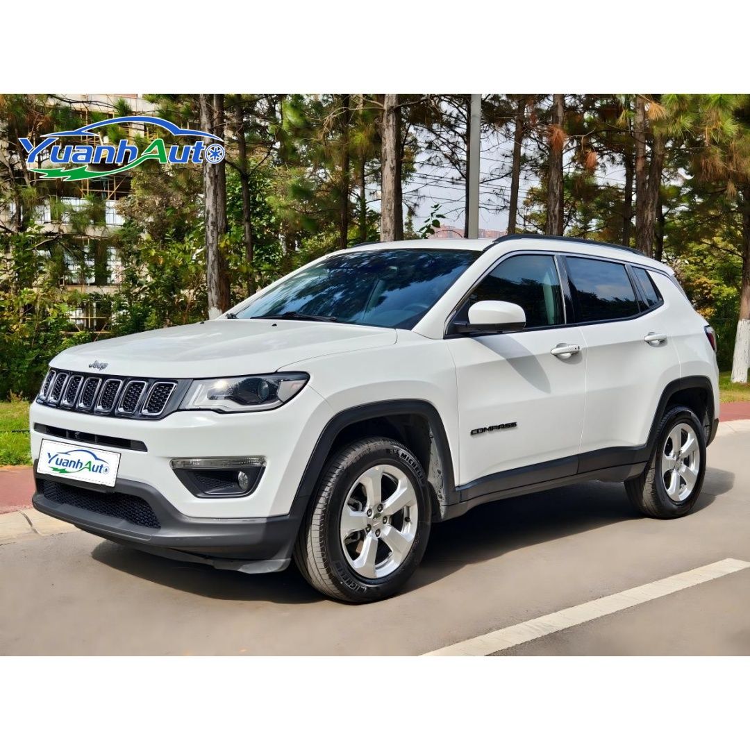 2018 Jeep Compass vehicle photo 1