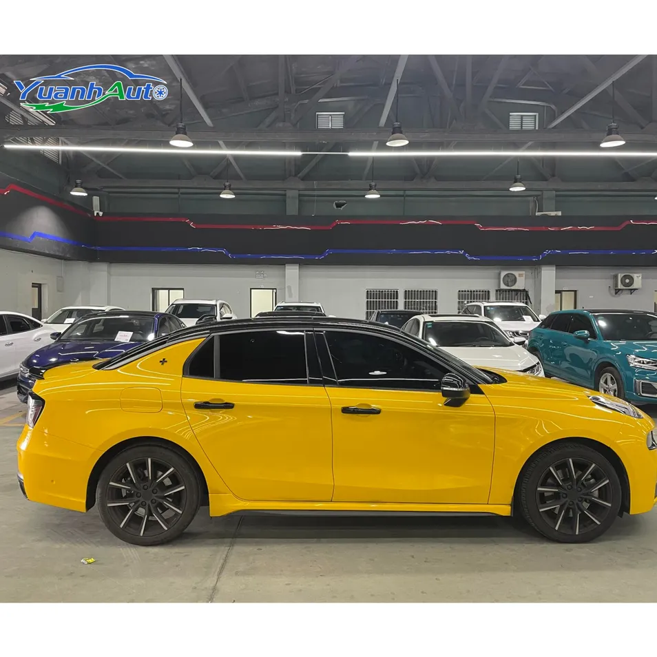 2020 Lynk & Co 03 Petrol — source image 11