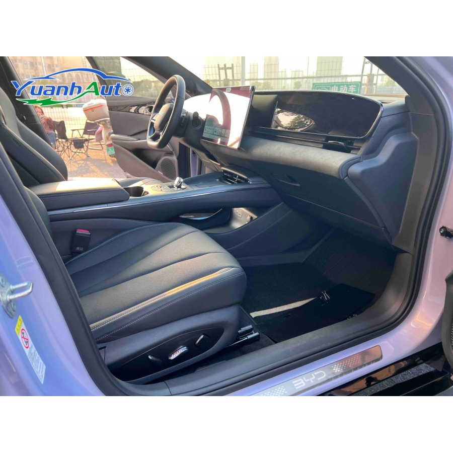 2025 BYD seal vehicle photo 5