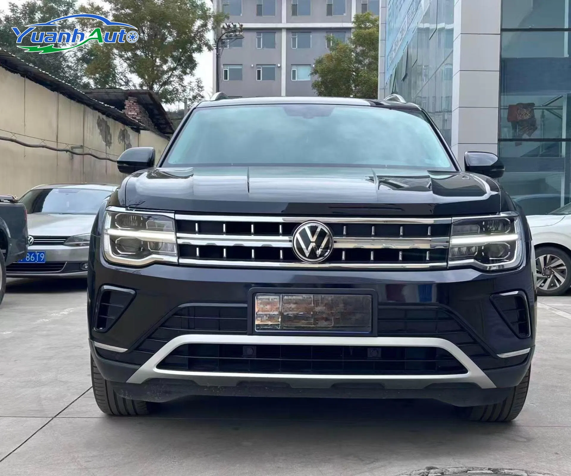 2021 Volkswagen Teramont Petrol SUV — source image 8