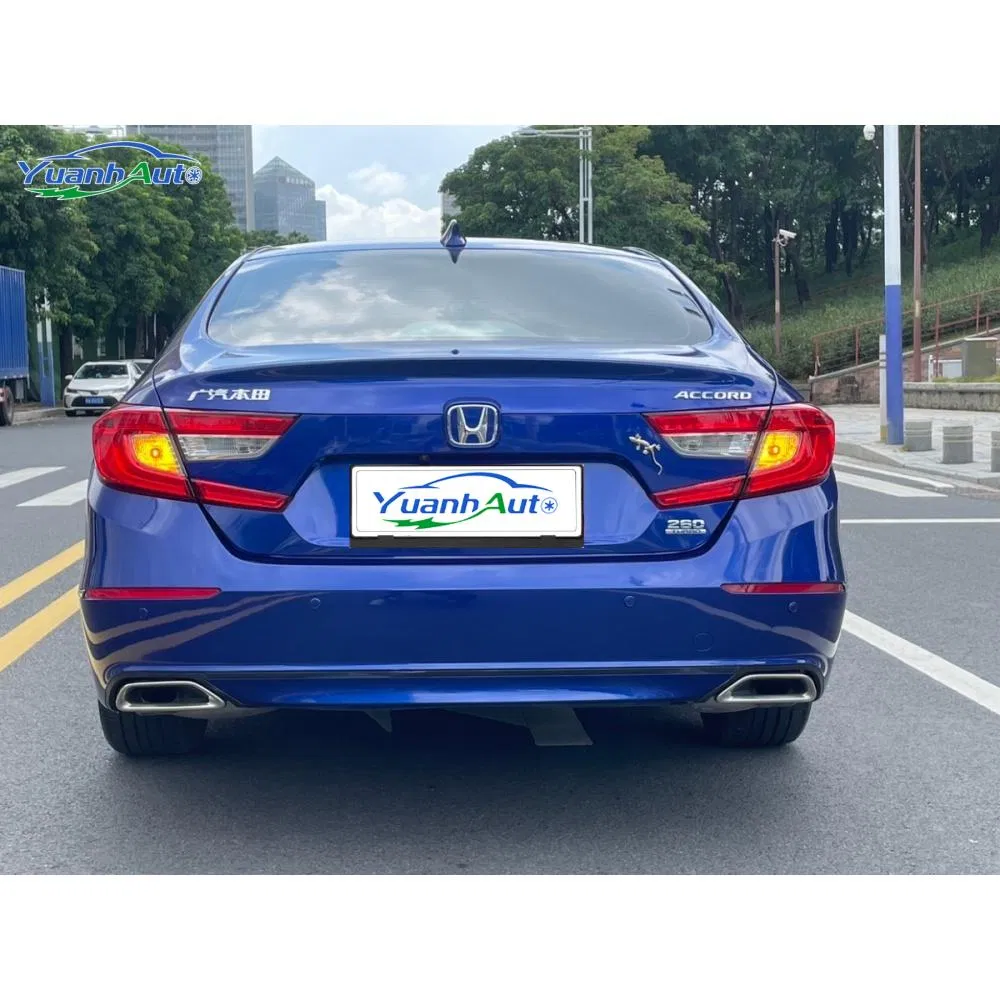 2018 Honda Accord vehicle photo 7