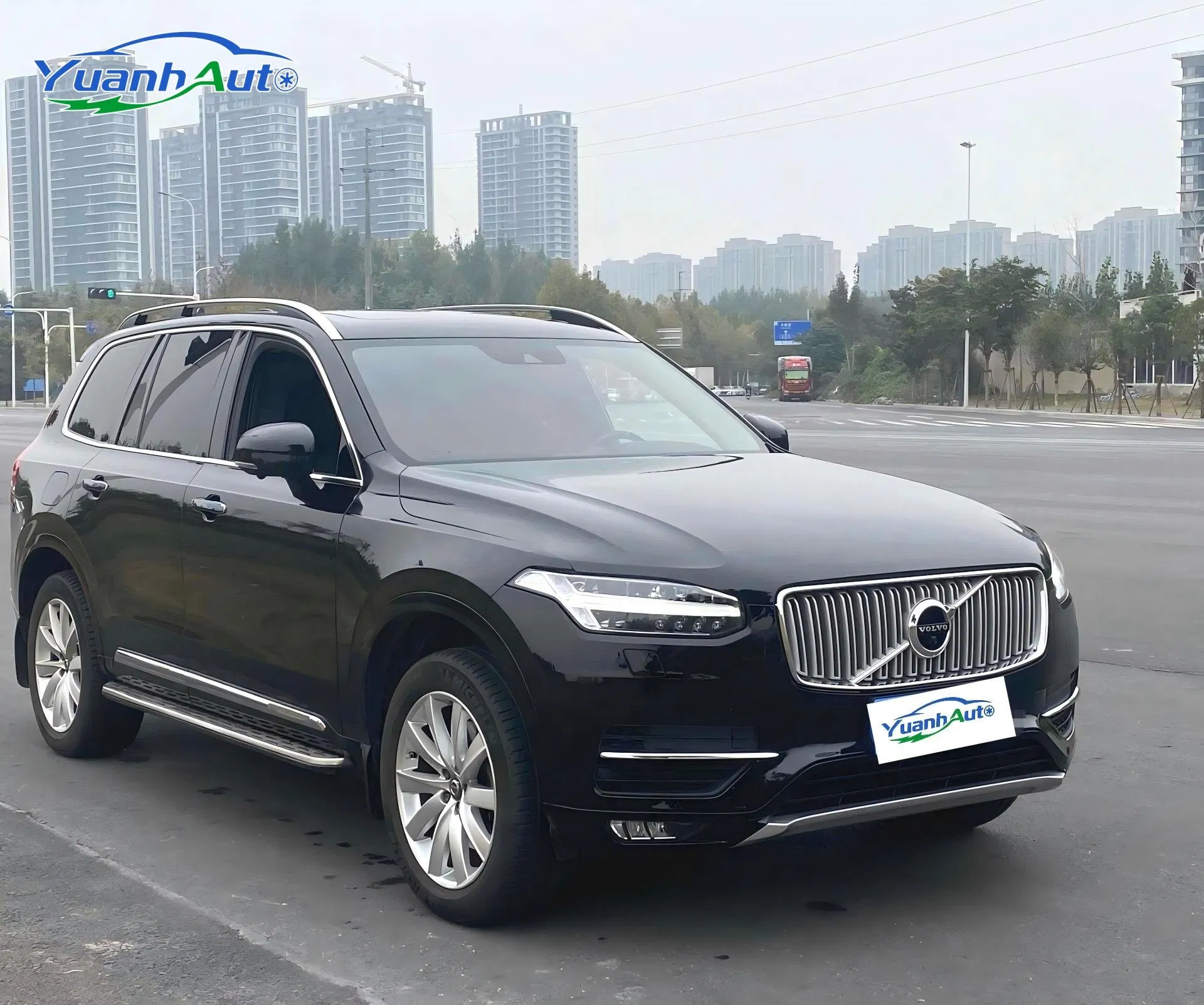 2016 Volvo XC90 SUV — source image 3