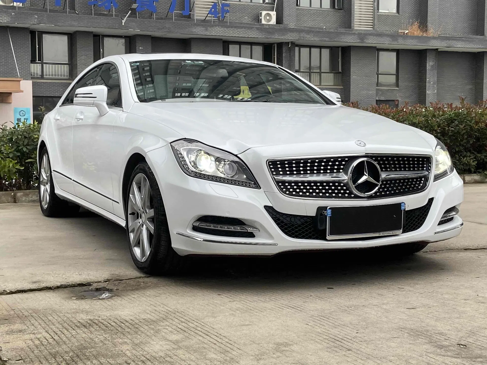 2012 Mercedes-Benz CLS Petrol Sedan — source image 10
