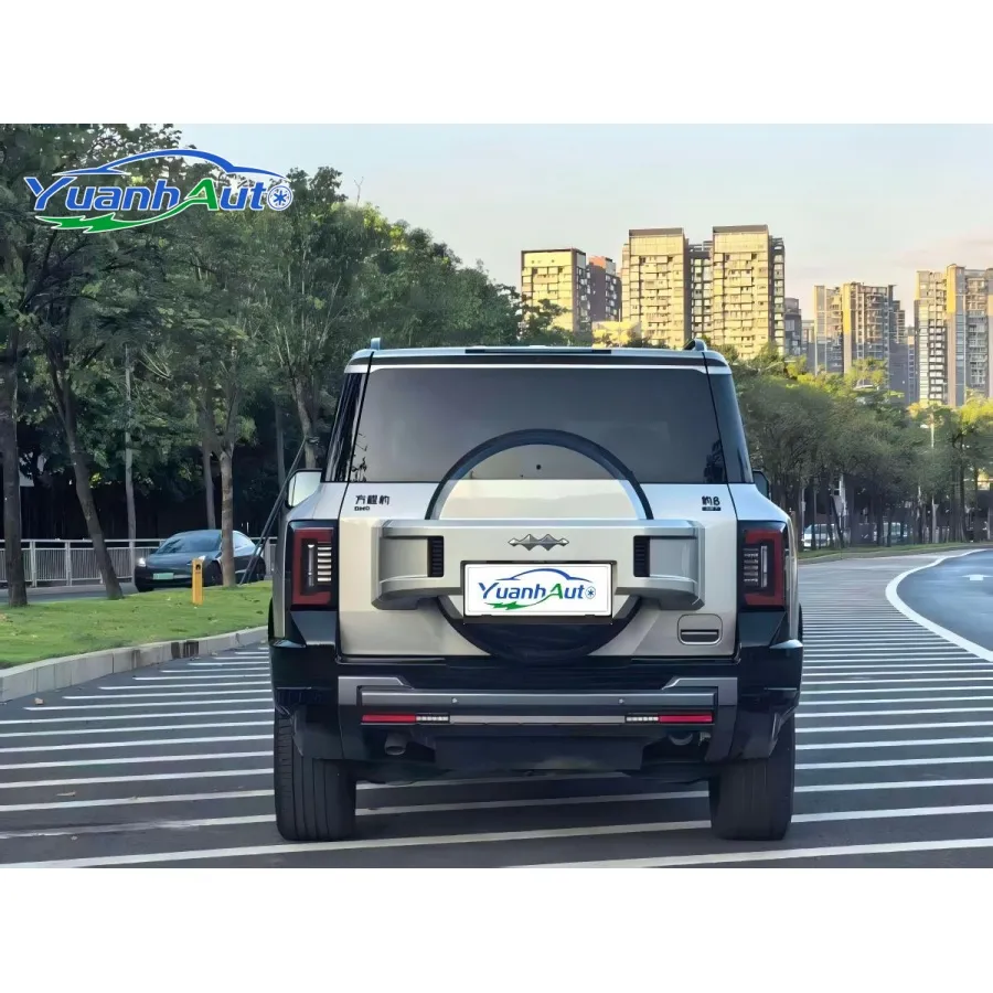 2025 Fangchengbao Leopard 8 Luxury Hybrid — source image 15
