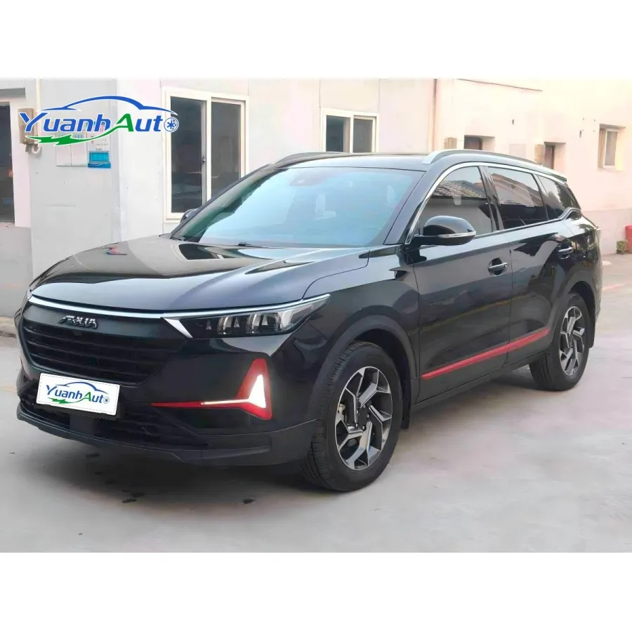 2020 Dongfeng AX7 SUV — source image 10