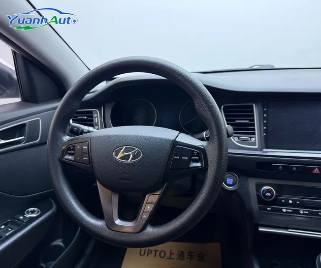2016 Hyundai Mistra Petrol Sedan — source image 15