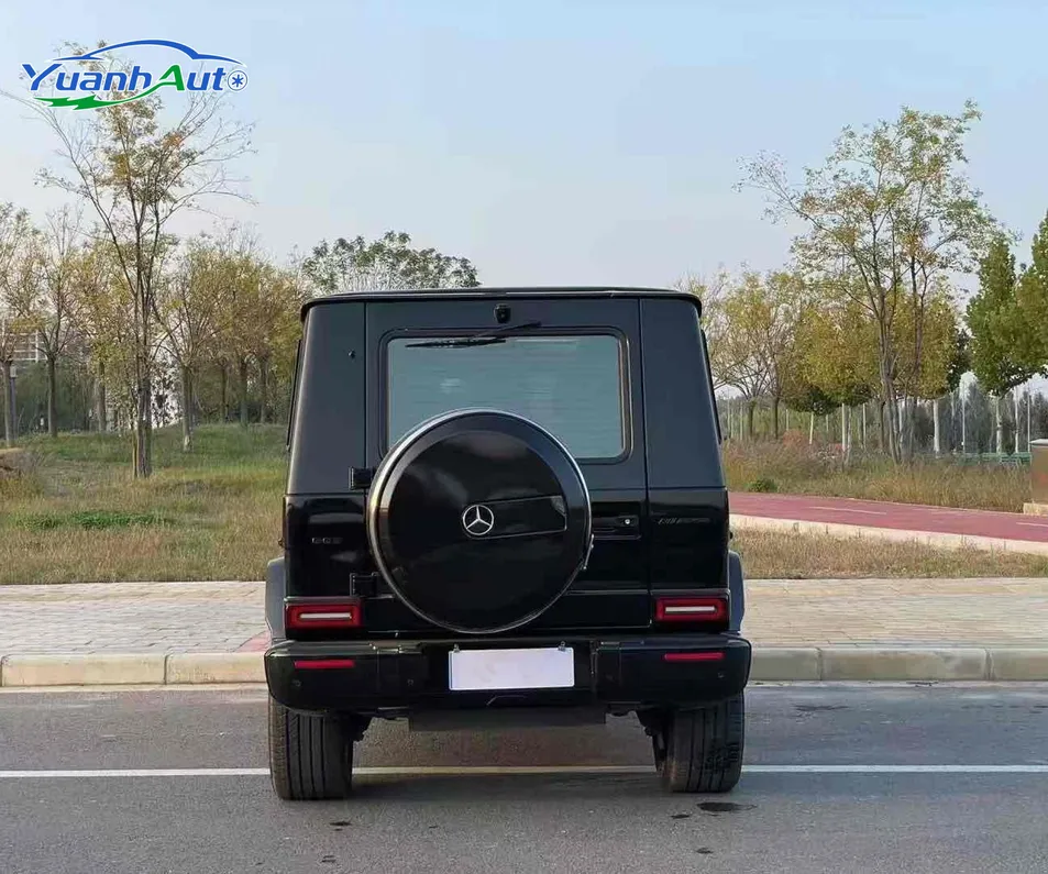 2018 Mercedes-Benz G-Class SUV — source image 12