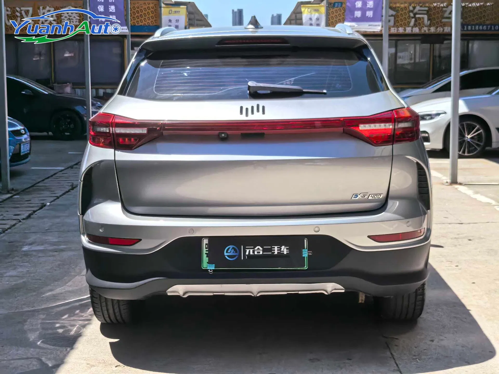 2023 NIO ES6 Electric SUV — source image 14