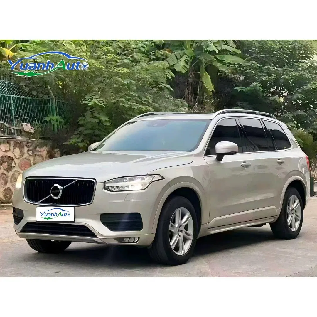 2015 XC90 vehicle photo 3