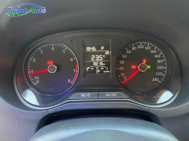 2018 Volkswagen Polo 1.5L Petrol — source image 17