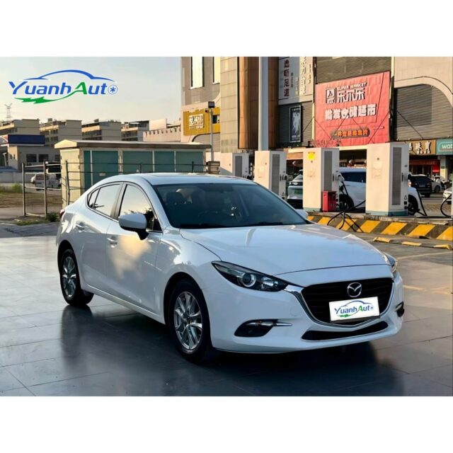 2019 Mazda 3 vehicle photo 1