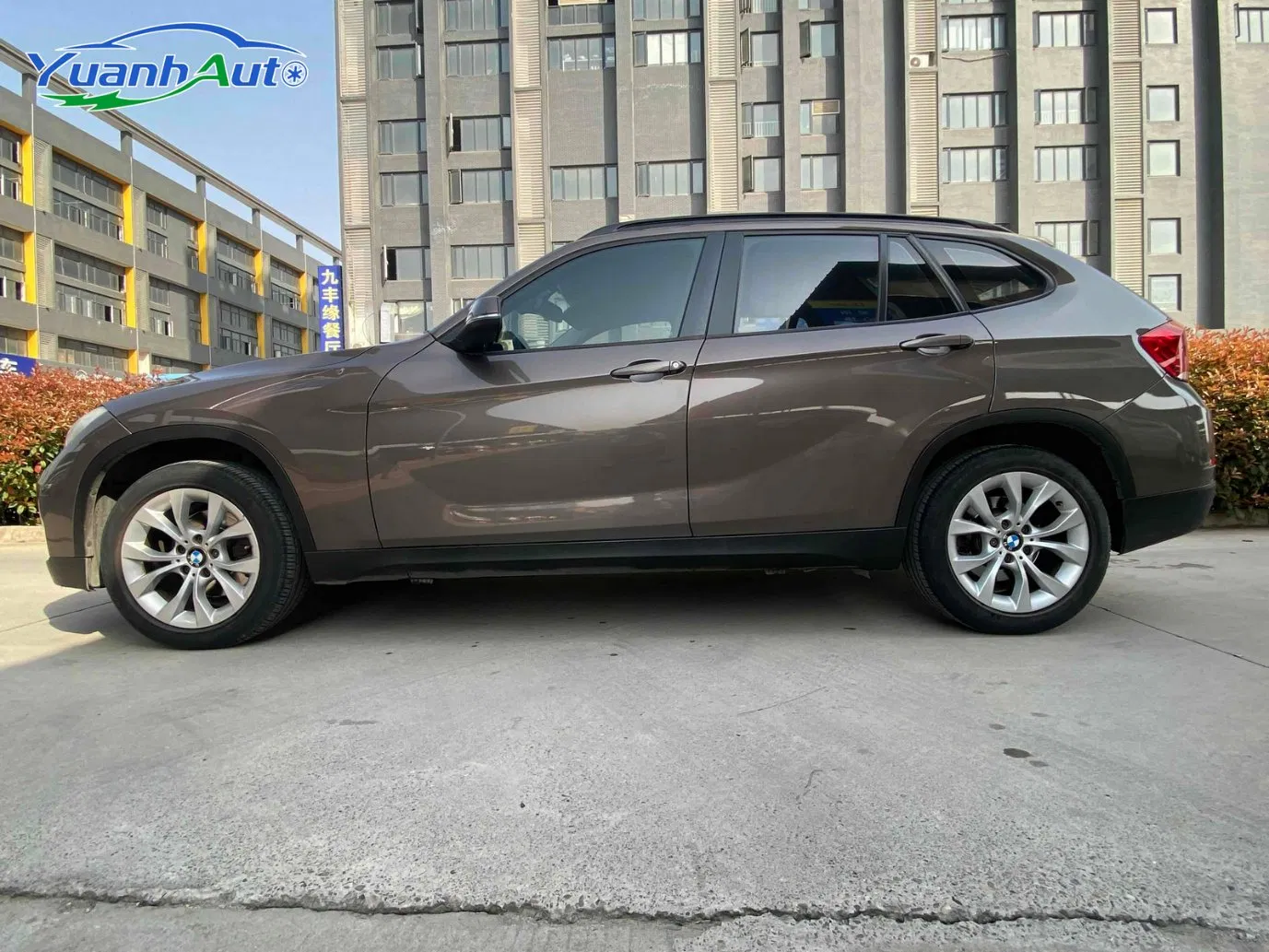 2013 BMW X1 Petrol SUV — source image 6