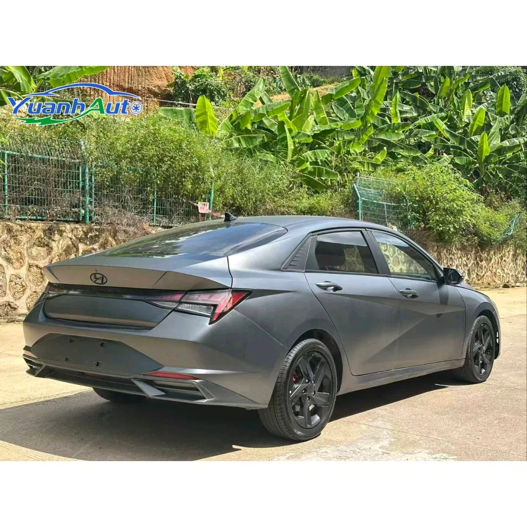 2022 Hyundai Elantra — source image 16