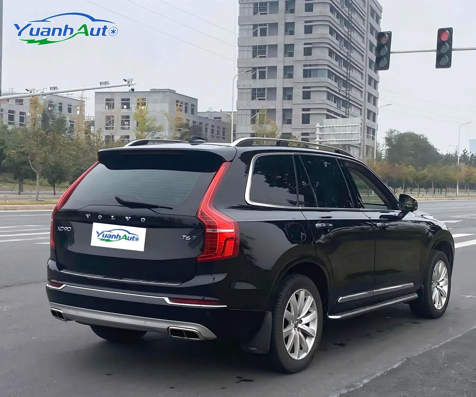 2016 Volvo XC90 SUV — source image 16