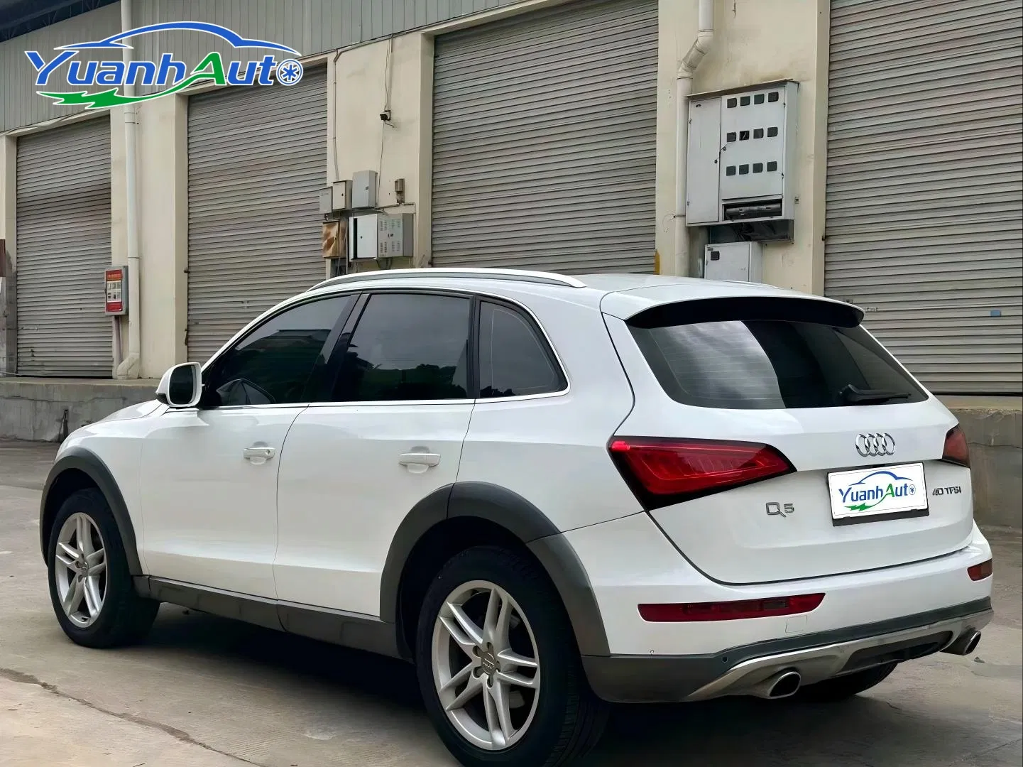 2017 Audi Q5 vehicle photo 5