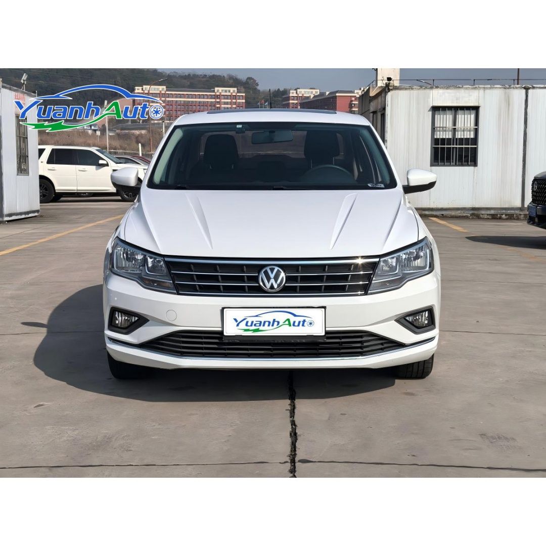 2018 Jetta vehicle photo 1