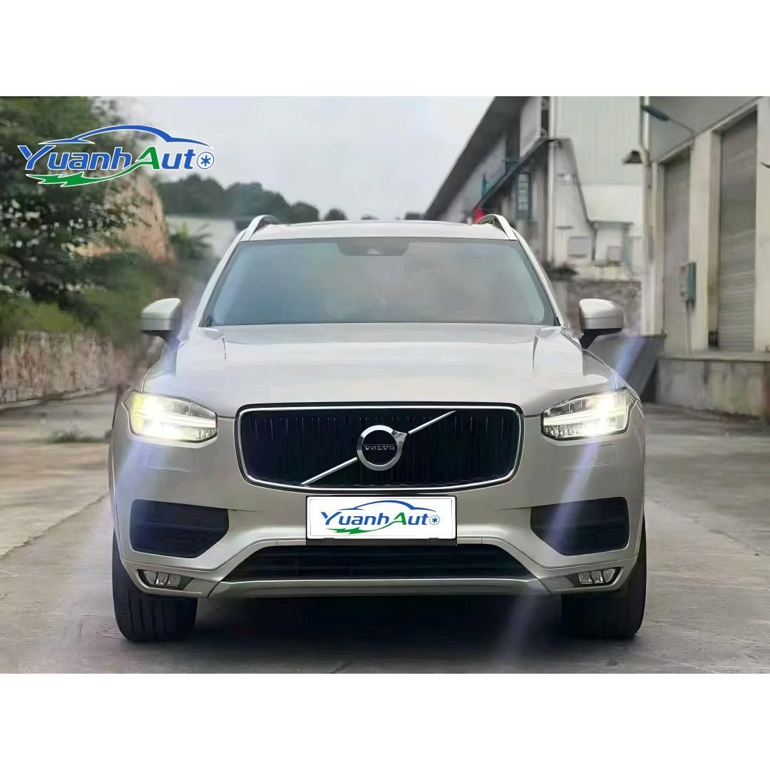 2015 XC90 vehicle photo 1