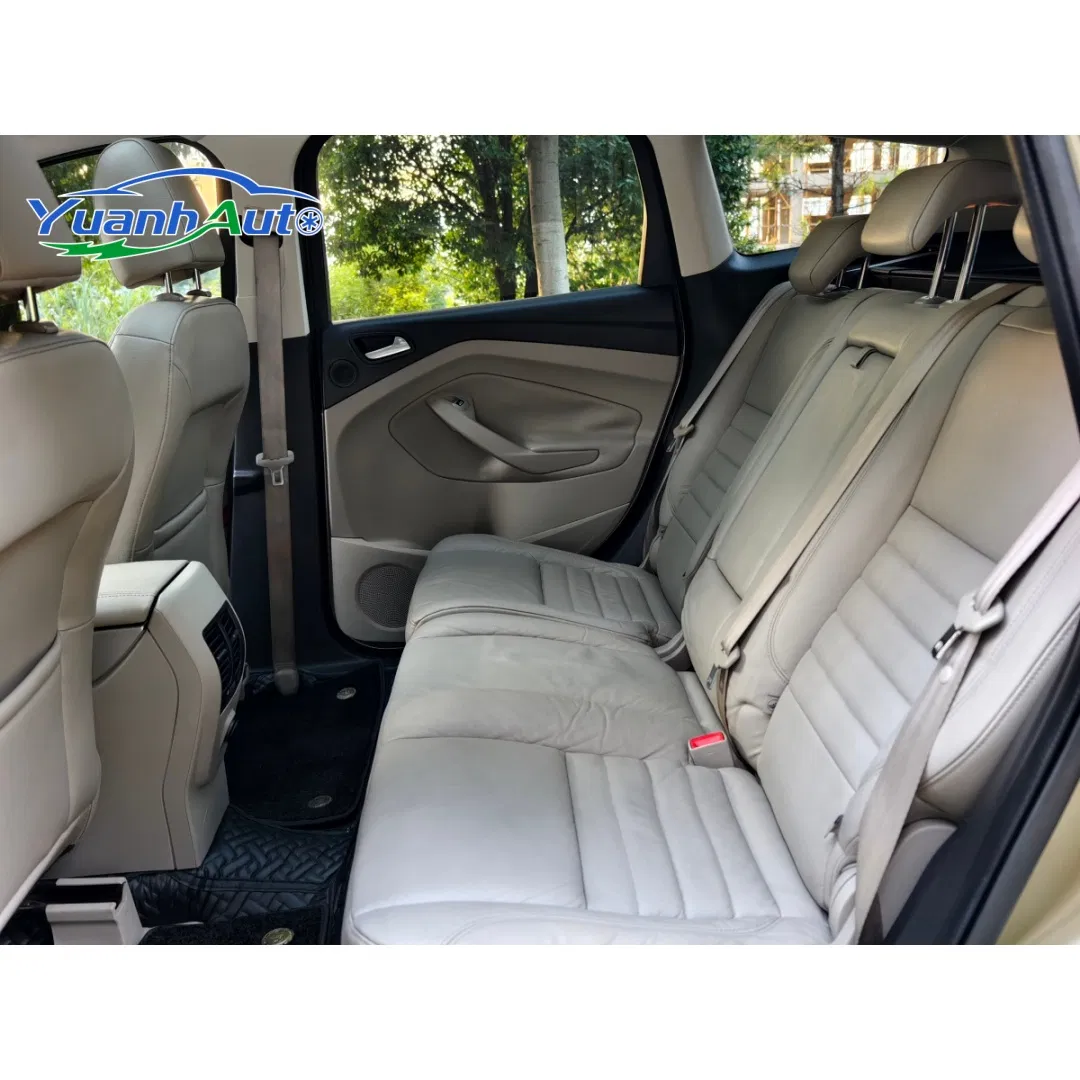 2015 Ford Escape vehicle photo 6