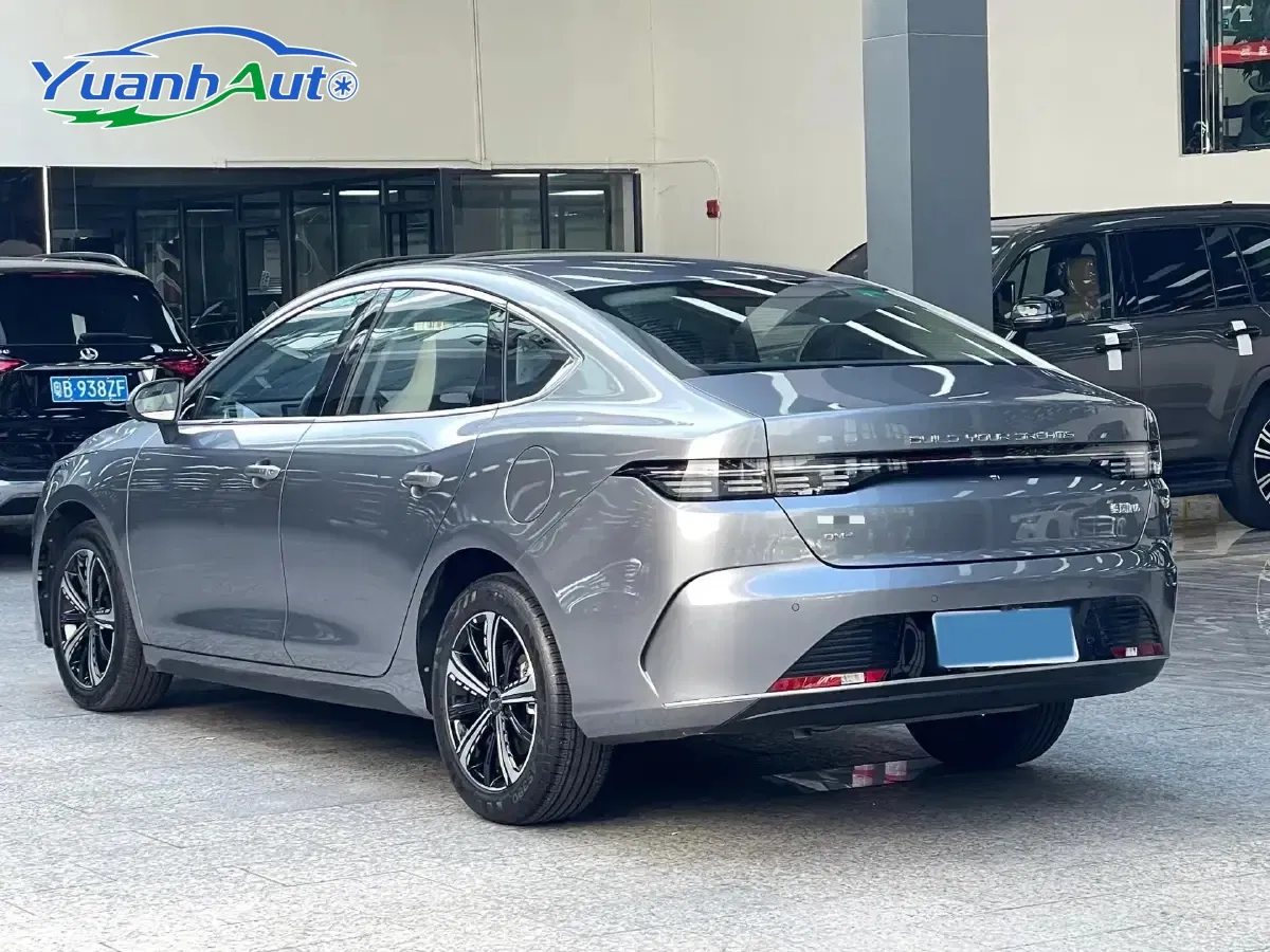 2022 BYD Destroyer 05 PHEV Sedan — source image 9