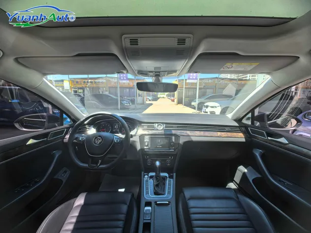 2018 Volkswagen Magotan Petrol Sedan — source image 15