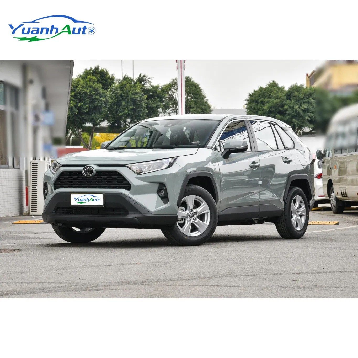Toyota RAV4 vehicle photo 3