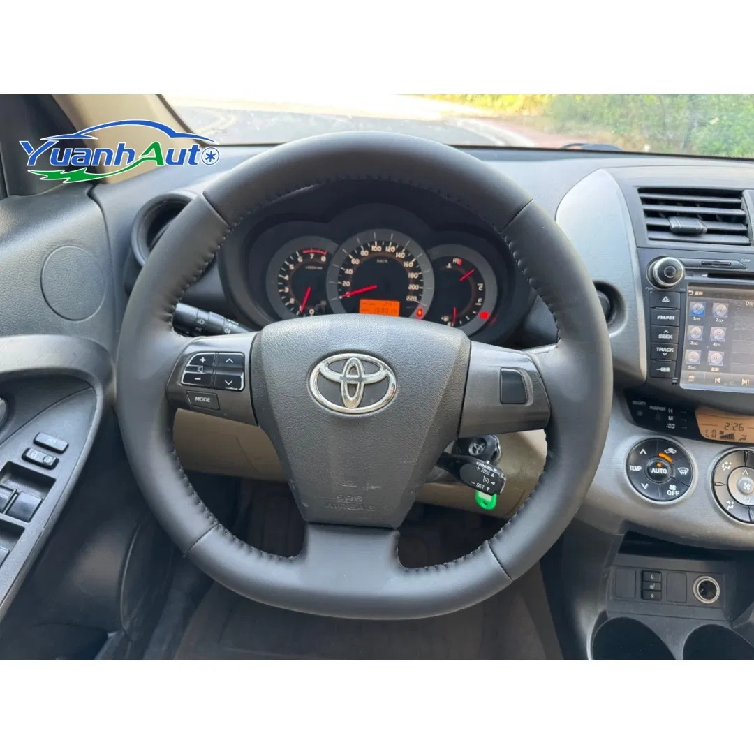 2009 Toyota RAV4 Luxury 2.4L Petrol — source image 17