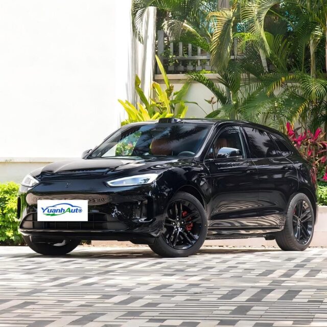 AlTO M5 vehicle photo 1