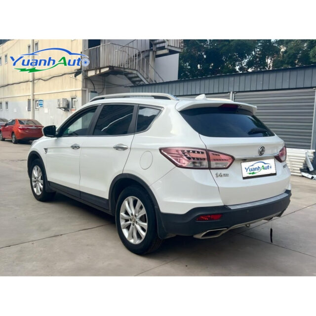 2017 Dongfeng AX7 vehicle photo 1