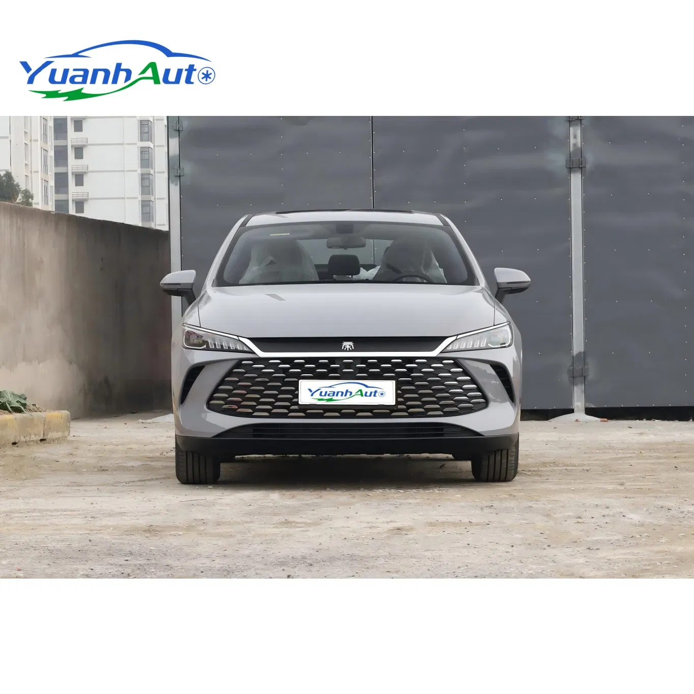 BYD Qin Plus DM-i vehicle photo 3