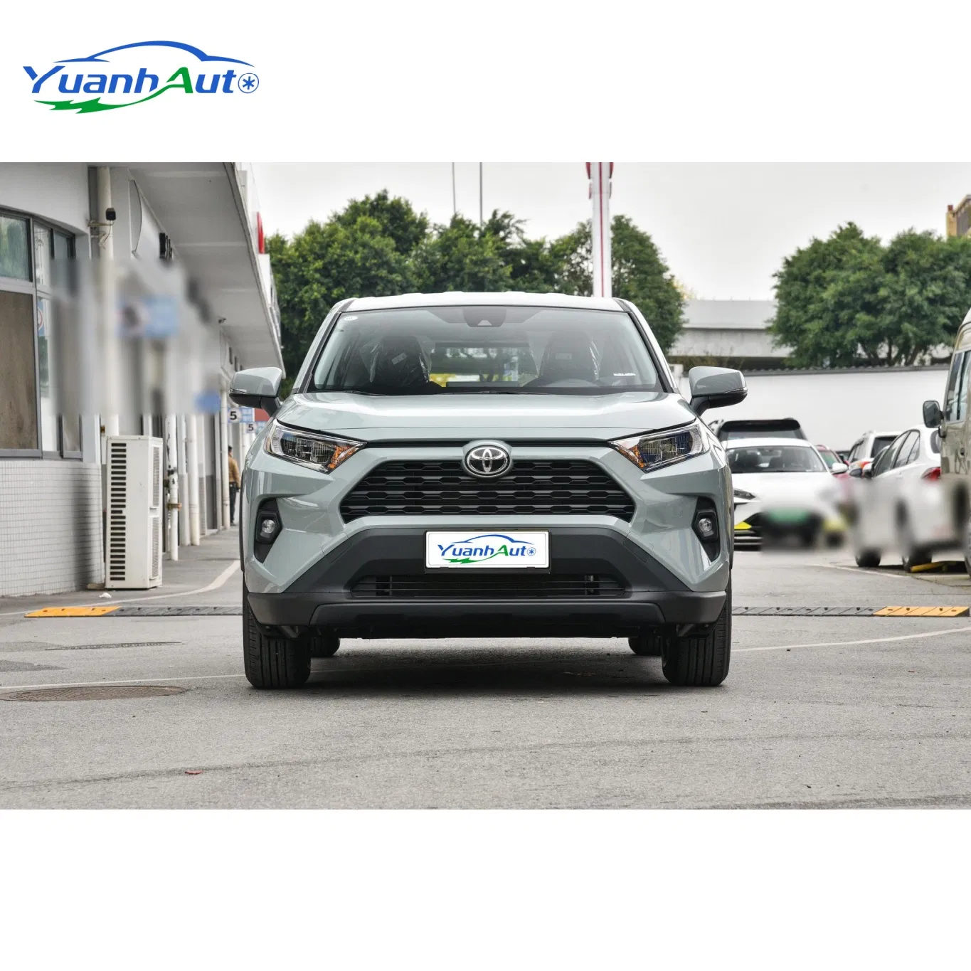 Toyota RAV4 vehicle photo 3