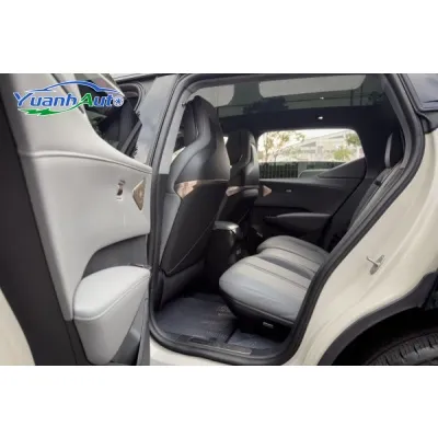 2024 Zeekr X Hybrid SUV — source image 17