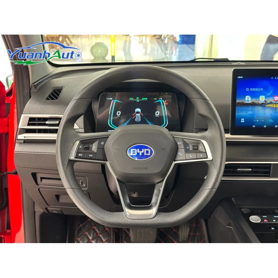 2019 BYD e2 Electric Hatchback — source image 17