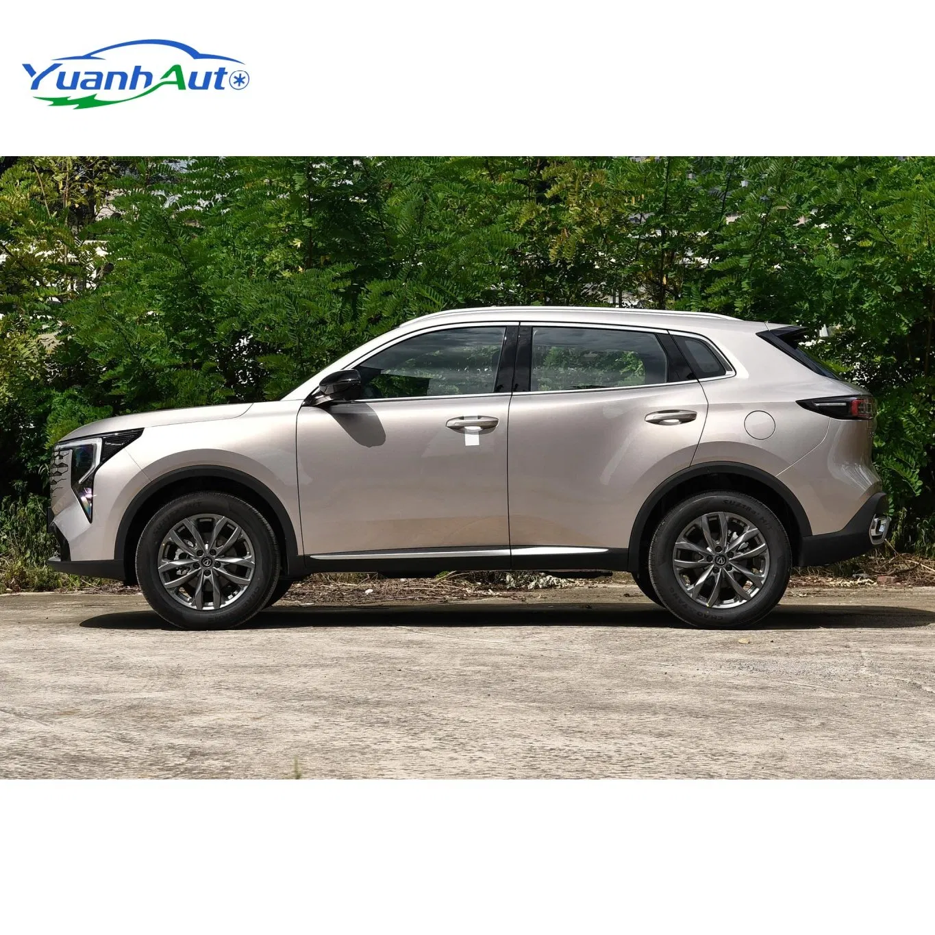 Changan CS55 PLUS vehicle photo 5