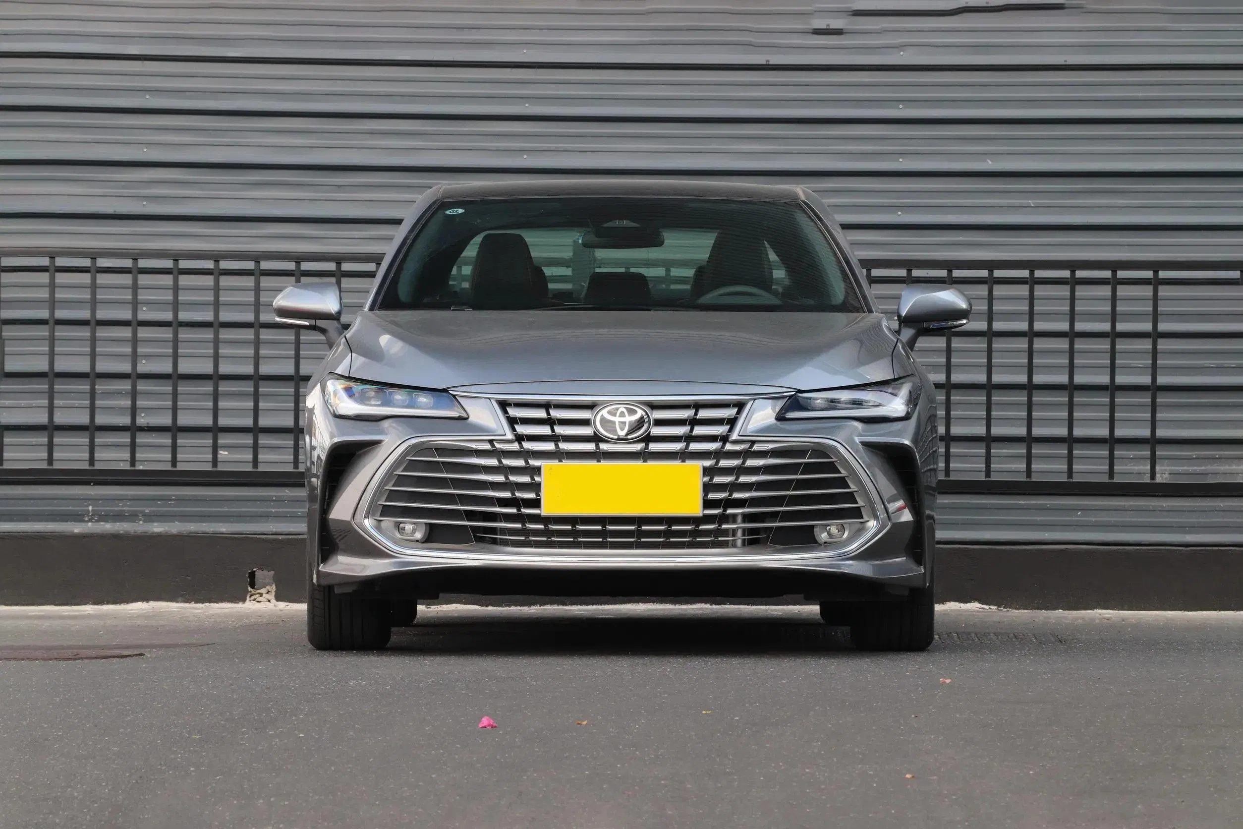 2024 Toyota Avalon vehicle photo 4