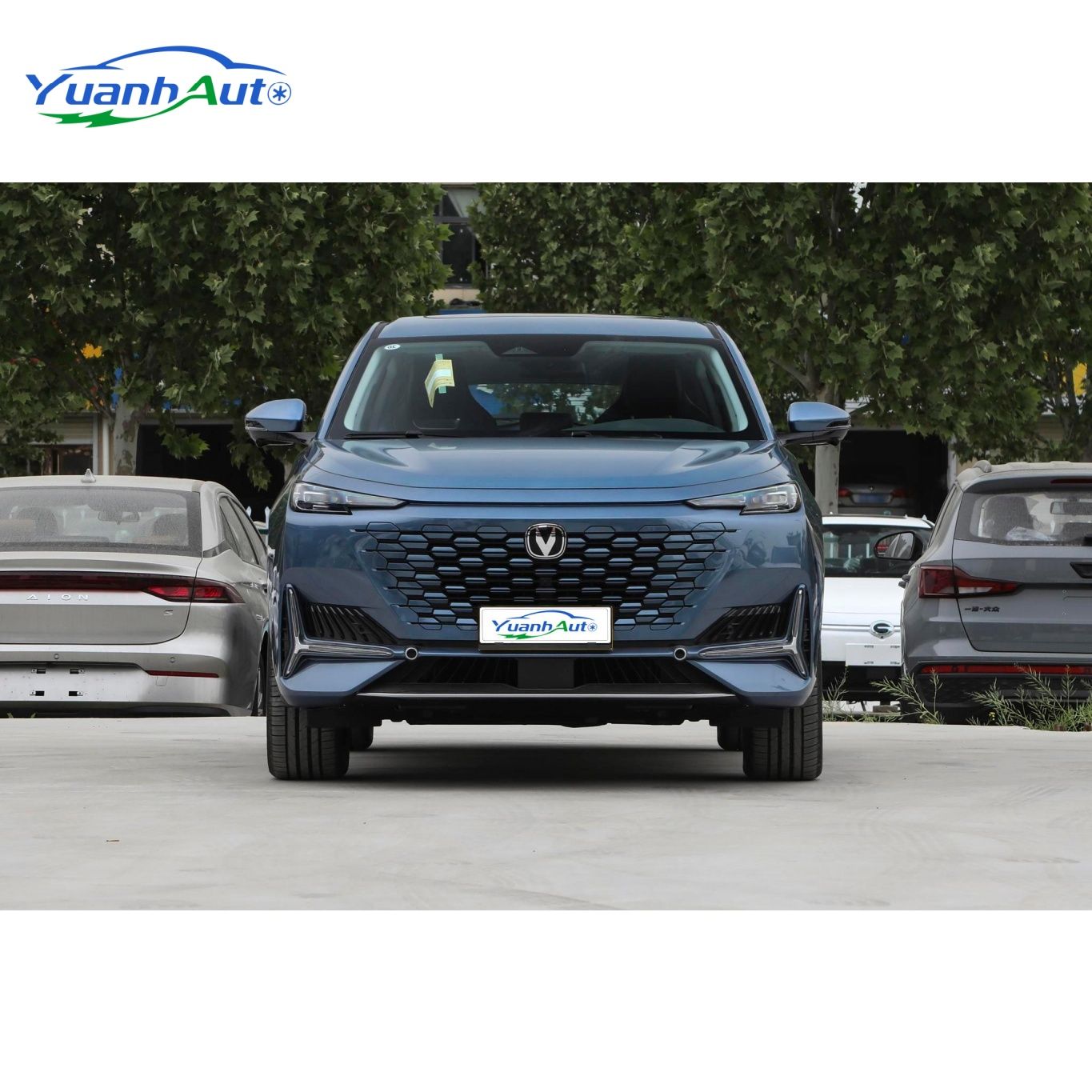 Changan UNI-K vehicle photo 1