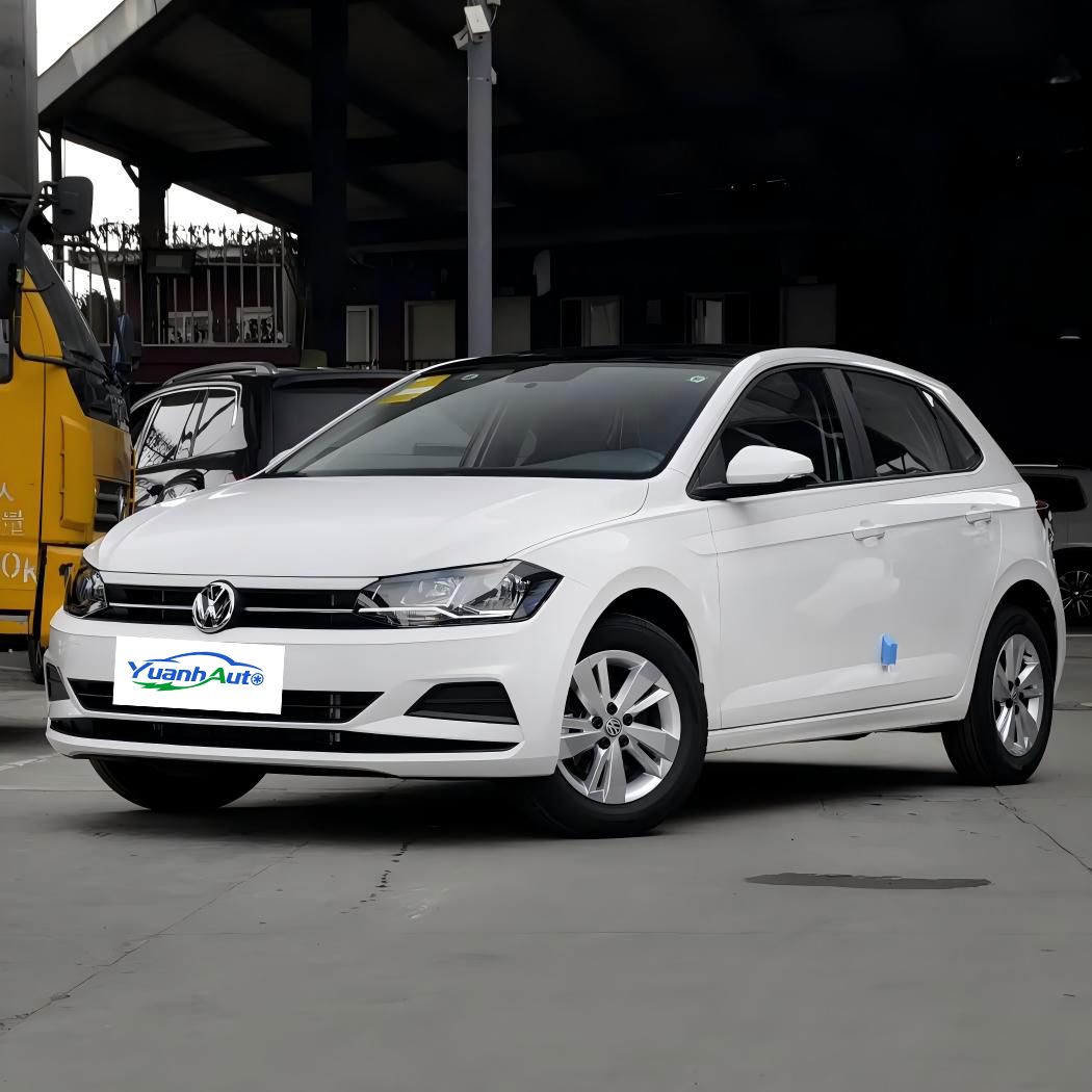 2018 Polo vehicle photo 1