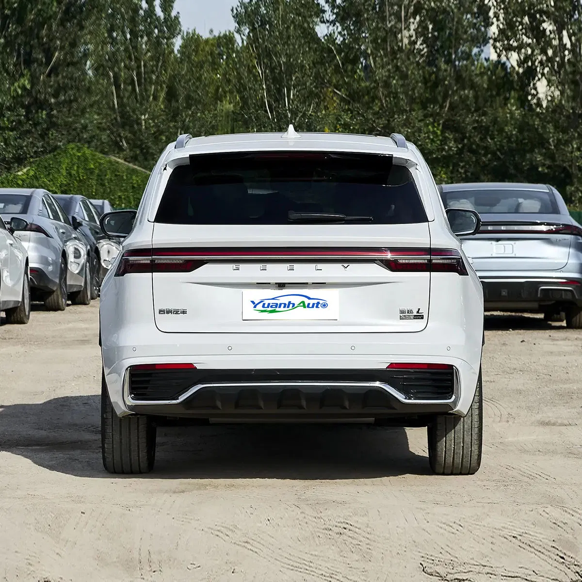 Geely Monjaro L vehicle photo 7