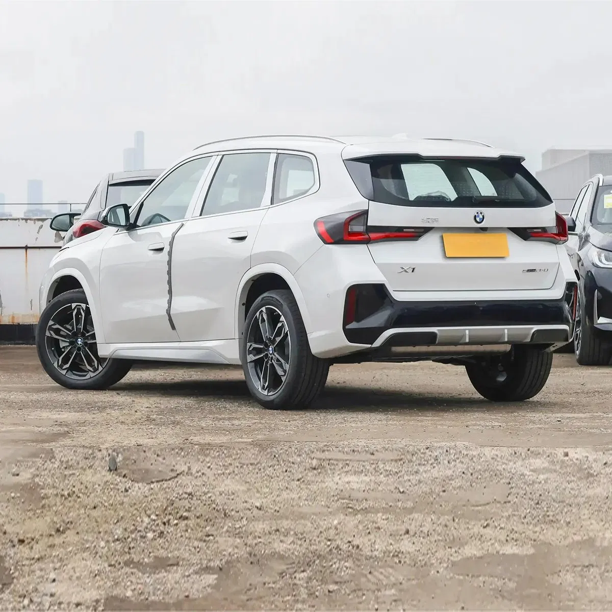 2025 BMW X1 vehicle photo 4