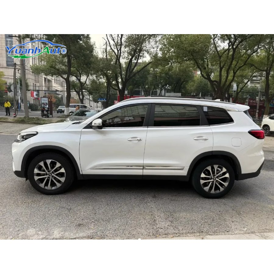 2018 Chery Tiggo 8 vehicle photo 3