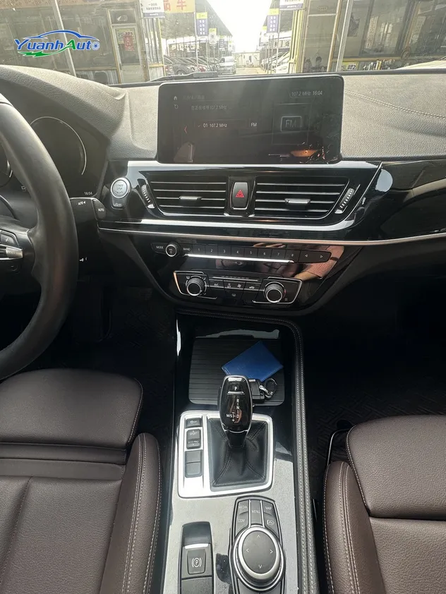 2021 BMW 1 Series Petrol Sedan — source image 17