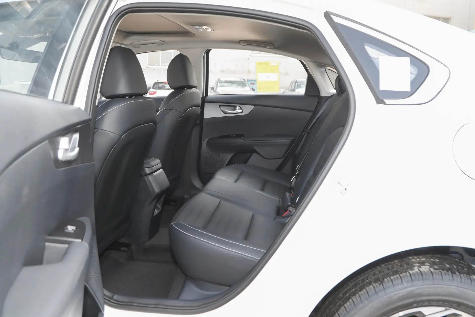 2024 Kia K3 Premium 1.5L Petrol — source image 9