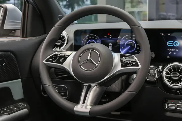 2025 Mercedes-Benz EQA 260 Electric — source image 10