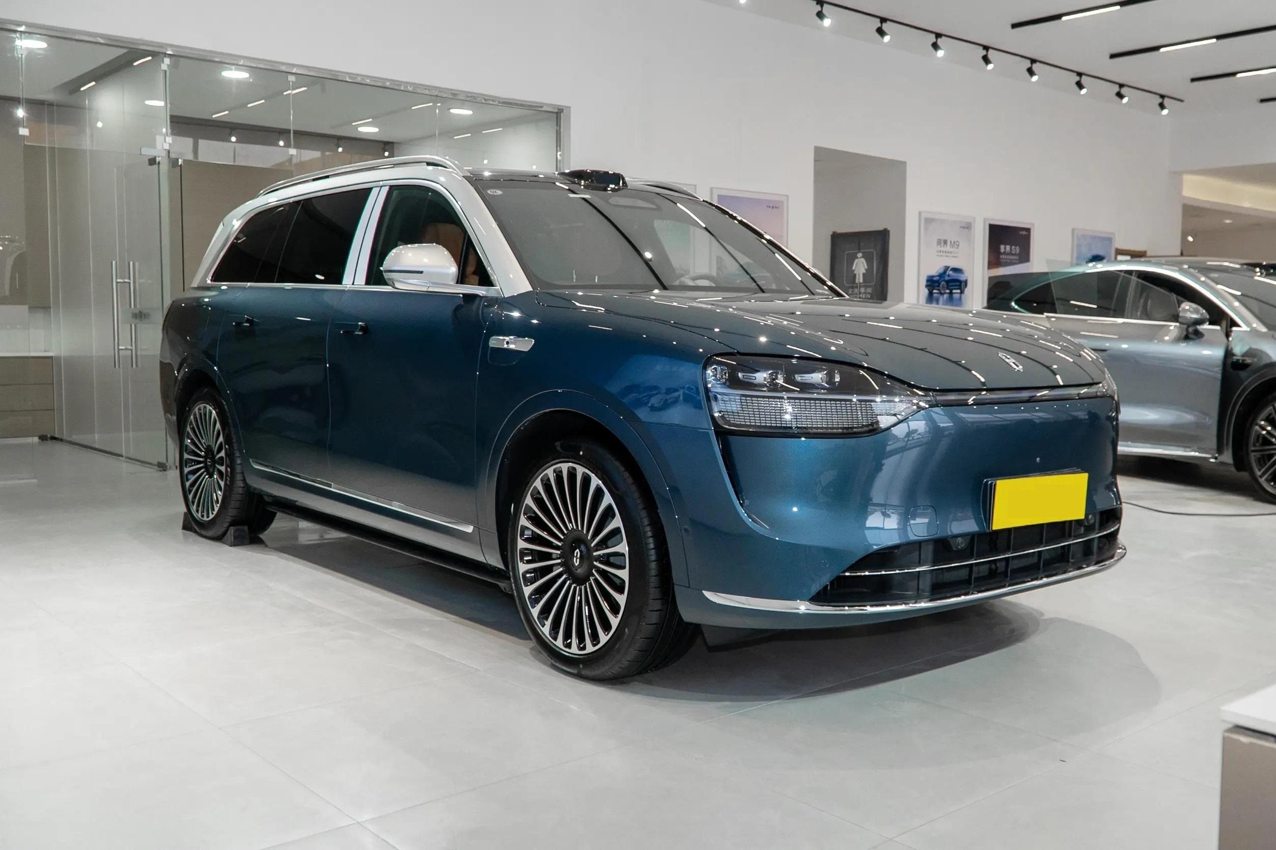 2024 Aito M9 vehicle photo 1